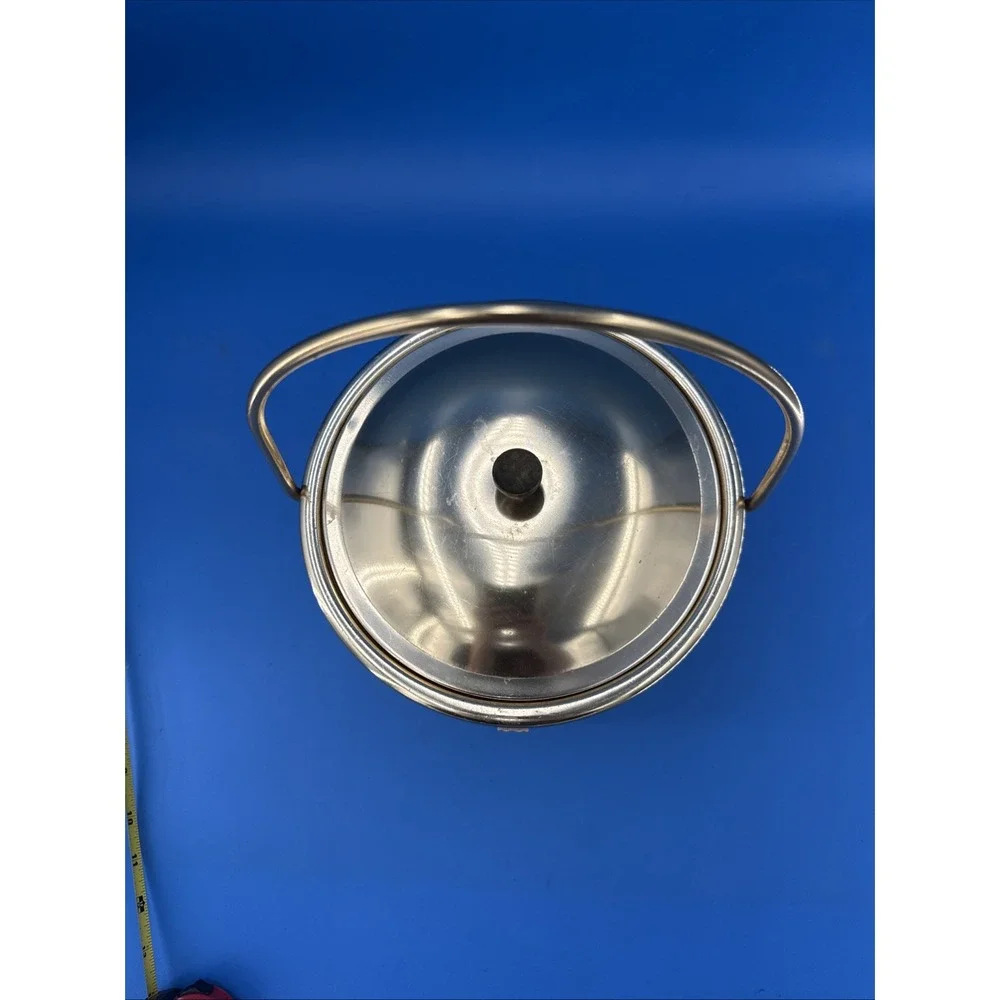 Vintage 1960's Midcentury Italian Gold Diamond Weave Metal Ice Bucket